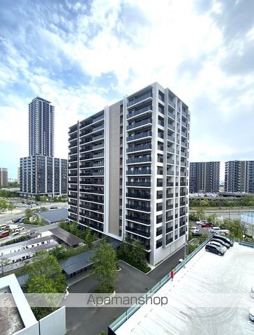 福岡市東区香椎照葉のマンションの外観1