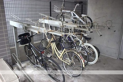 ベルファース市ヶ谷[1LDK/33.76m2]の駐車場