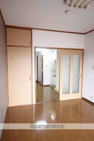 STビルNo.13の内装写真