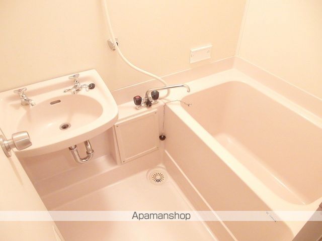 リベルティ大通の内装写真