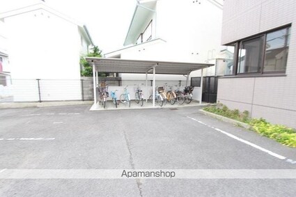 サン・セイント・リヴィア[2LDK/68m2]の共用部3