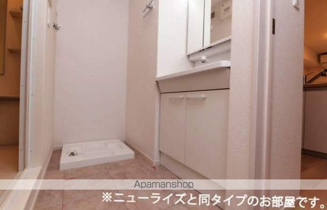 リヴァーサイド・フィオーレ IIIの内装写真
