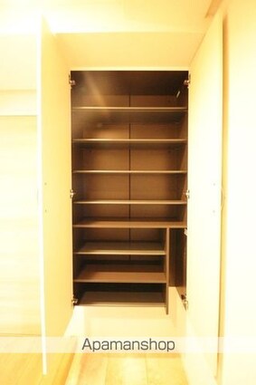 Ｊｅ　Ｇｌｙｃｉｎｅ　寿町[1LDK/40.02m2]の玄関