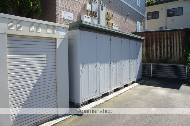 デフィ シルフィードの周辺写真