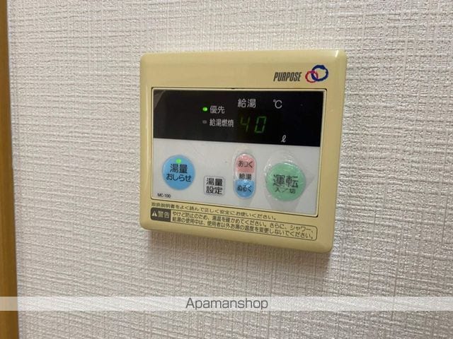J.FEEL西池の内装写真