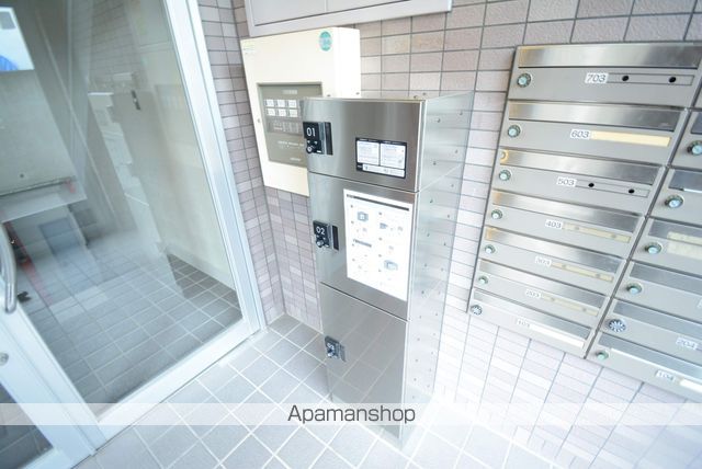 クレア西岡のその他写真