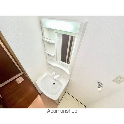 アンプルール フェール REALIFEの内装写真