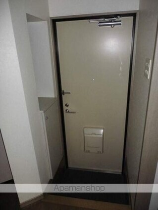 ヴィラ・エスポワールⅠ[1K/26.33m2]の玄関