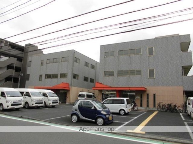 アークK A館の外観写真