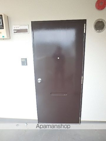 サントピアマンションの玄関写真