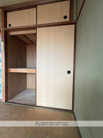 高畑ビルの内装写真