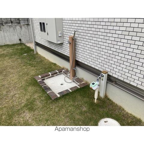 ユアメゾン唐崎の玄関写真