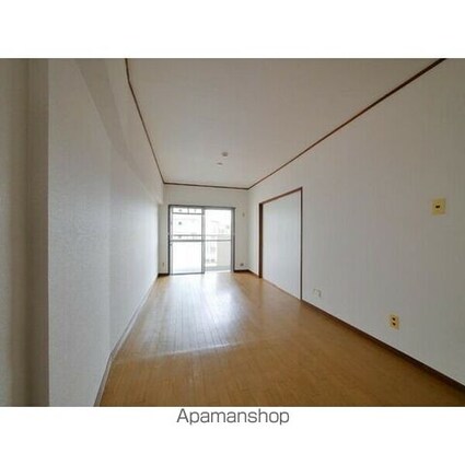 ロイヤルハイツタニ[1LDK/42.05m2]のリビング・居間