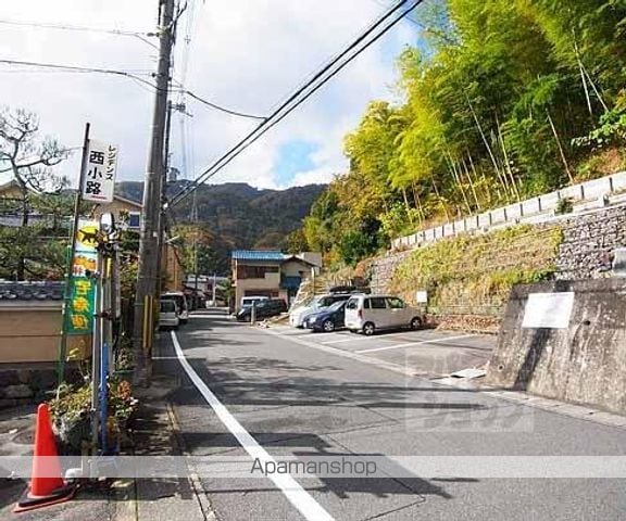 レジデンス西小路の周辺写真