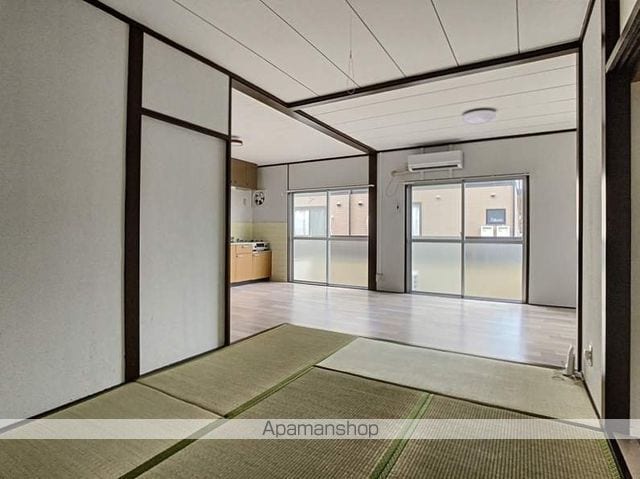 REPARE関 B棟の内装写真