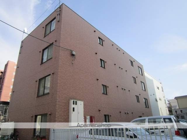 札幌市南北線 北２４条駅 徒歩4分 4階建 築24年の外観写真