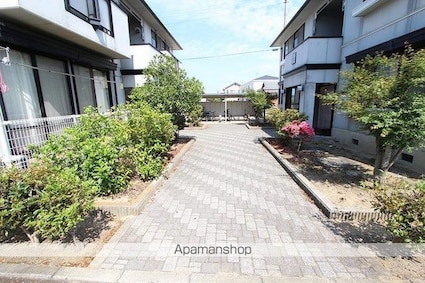 グリーンヒルズ太田　Ａ・Ｂ・Ｃ棟[2LDK/52.84m2]の共用部3