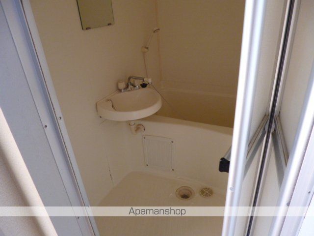 富山市 3階建 築34年の内装写真