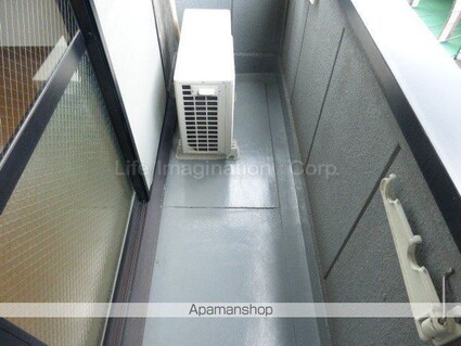 Ａｍｐｌｅｕｒ[1K/27.54m2]のバルコニー
