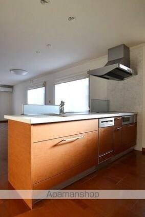 岡山県岡山市北区津島福居２丁目[2LDK/81.52m2]のキッチン