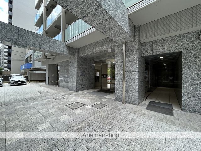 NT江坂プレミアムの玄関写真