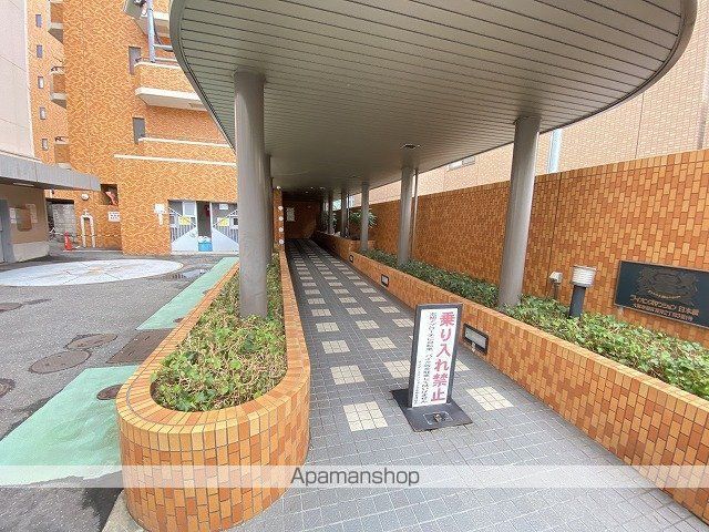 ライオンズマンション日本橋の玄関写真