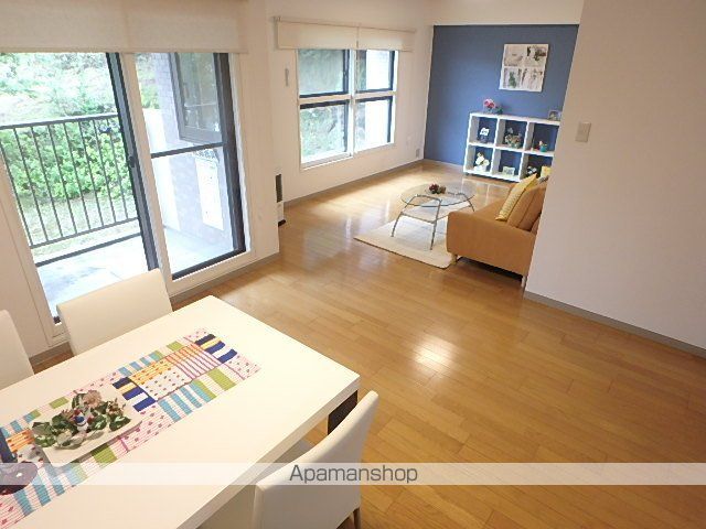 クリオパレス青葉 弐番館の内装写真