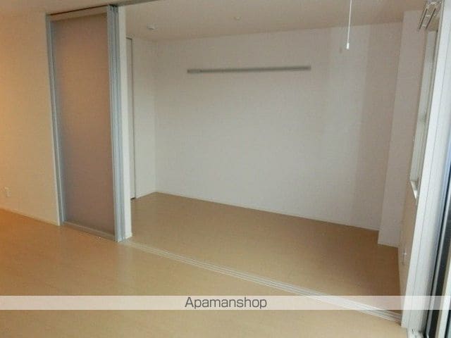 ハイライズ学園の森の内装写真