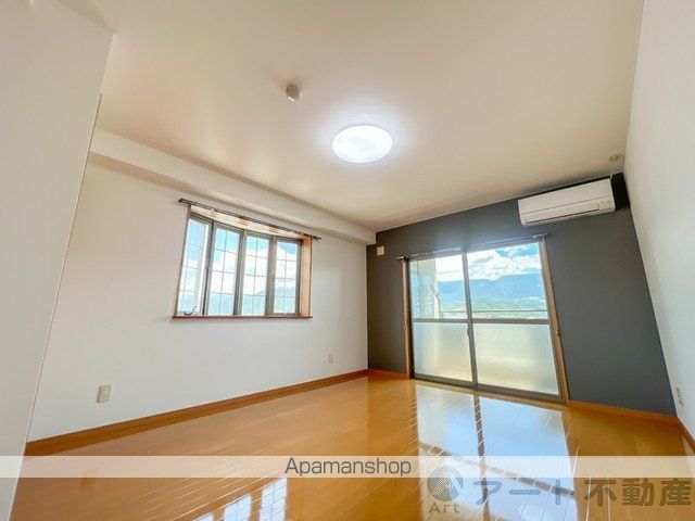 駅前マンション田窪の内装写真
