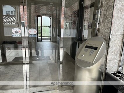 高須カーサベルデ[1R/23.98m2]のエントランス