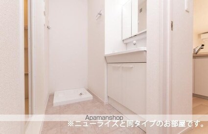 レオルガ林[2LDK/58.6m2]の内装2