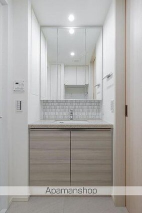 ザ・パークワンズ三軒茶屋[1LDK/36.38m2]の洗面所