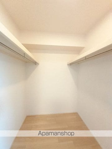 ルタン・リヴァーサIIの内装写真