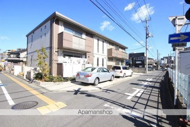 Eastの外観写真