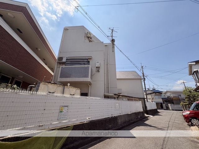 Belong枚方の外観写真