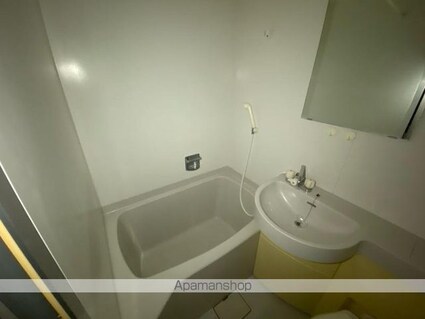 栗林　ＫＯＨＡＲＵＢＩリツリンコハルビ[1K/26.24m2]のバス