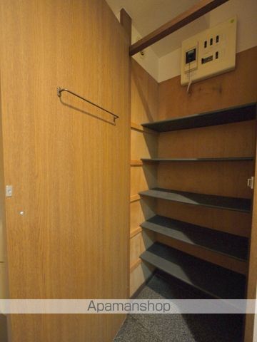 エクセルシオール栄の内装写真