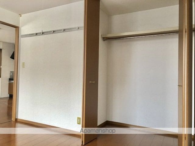 オーシャン ソレイユ C棟の内装写真