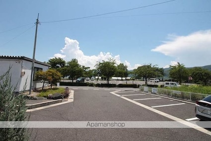 ＧＬＡＮＺ　Ｅ[1LDK/44.88m2]の駐車場