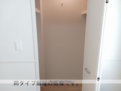 グランディール穂波Ｂ[1LDK/39.17m2]の収納