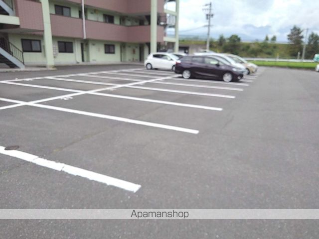 Ｇｒｅｅｎ　Ｖｉｌｌａ[2LDK/57.33m2]の駐車場