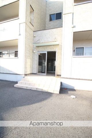 セレ グレージュの玄関写真