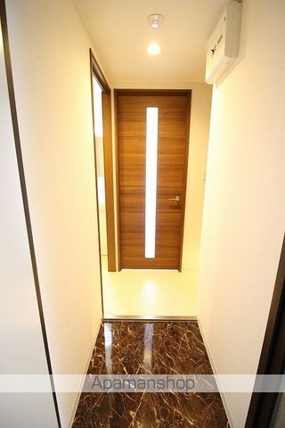 G EASTの内装写真