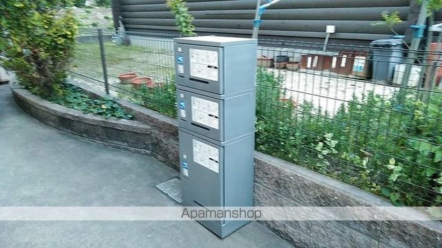 クレストヒルズ B棟の内装写真