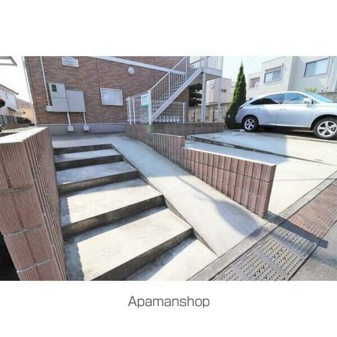 ベラコリーネの玄関写真