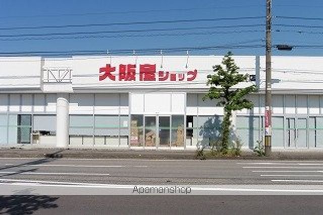 富山市 3階建 築34年の周辺写真