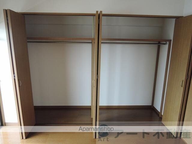 フォーレスト２１[3LDK/68.94m2]の収納