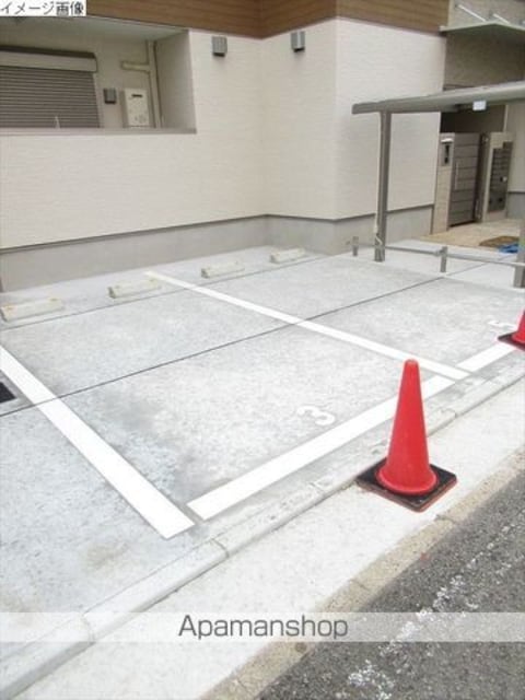 フジパレス東釘貫丁[1LDK/35.46m2]の駐車場