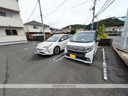 クリーン・アレテー[2LDK/55.33m2]の駐車場3