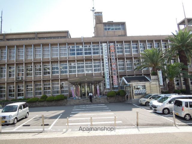 ゴールイン岸城の周辺写真